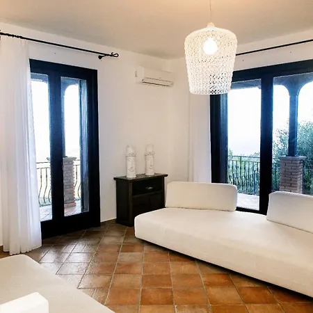 Scafa Alta Villa *